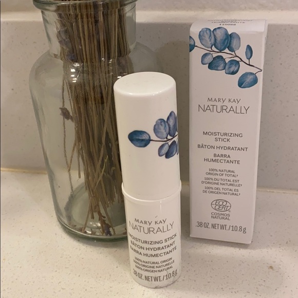 mary kay naturally moisturizing stick